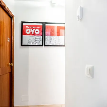 Pensjonat Oyo La Tita Santiago de Compostela