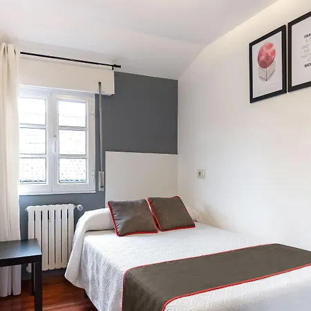 Oyo La Tita Santiago de Compostela