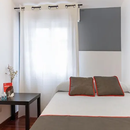 Oyo La Tita Casa de hóspedes Santiago de Compostela