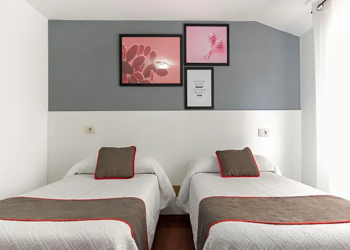 Oyo La Tita Santiago de Compostela